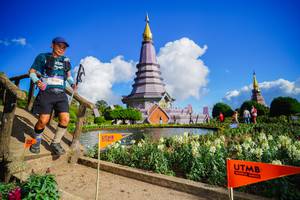 BIB: 3100
                            <button type="button" onclick="openModal(19234505)" class="btn btn-primary btn-sm float-right btn-popup" data-toggle="modal" data-target=".modal-high-quality">
                        <i class="fas fa-shopping-cart"></i> Add to Cart
                    </button>
                                            <button type="button" onclick="isThisMe(19234505, true)" class="btn btn-success btn-sm float-right btn-popup btn-isme hidden" data-toggle="tooltip" data-placement="bottom" title="นี่คือรูปของคุณใช่ไหม คลิกที่นี่เพื่อเอาเข้าอัลบั้ม">
                        <i class="fas fa-plus"></i> Add to album
                    </button>
                    <button type="button" onclick="isThisMe(19234505, false)" class="btn btn-warning btn-sm float-right btn-popup btn-isnotme hidden">
                        <i class="fas fa-ban"></i> Remove from album
                    </button>